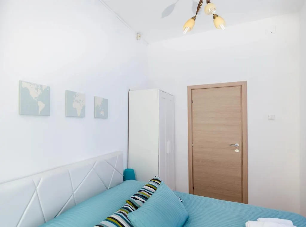 Apartment Old City By Urbanesq Bucharest