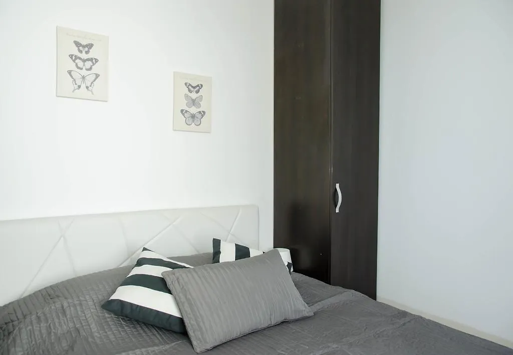 Old City By Urbanesq Bucharest Apartment